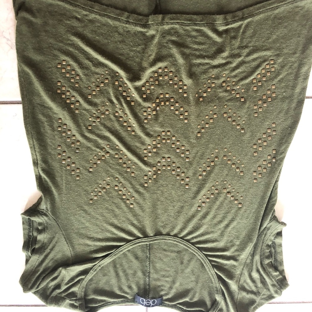 Gold and olive green t shirt